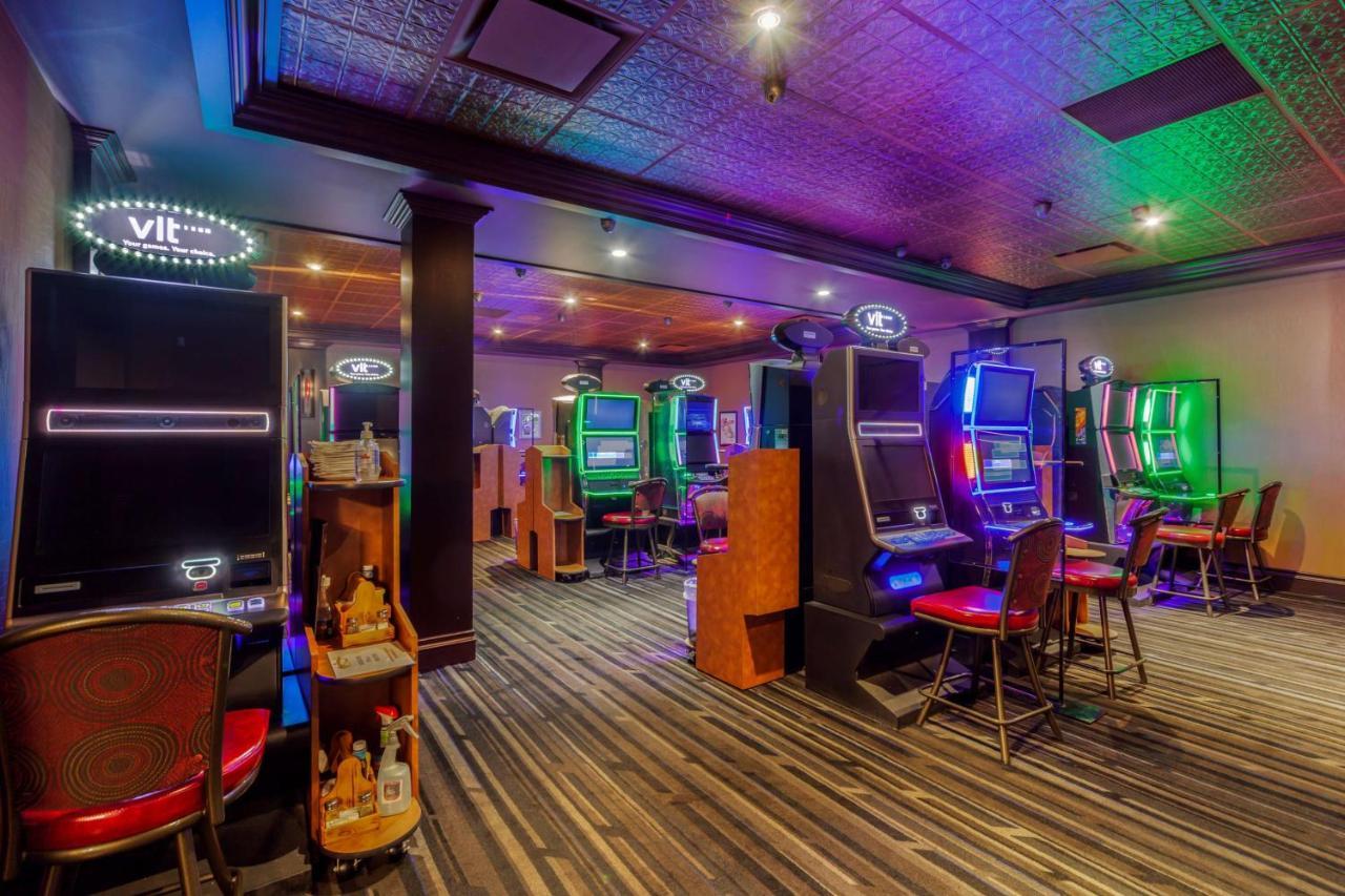 Western Edmonton Airport Hotel 3*